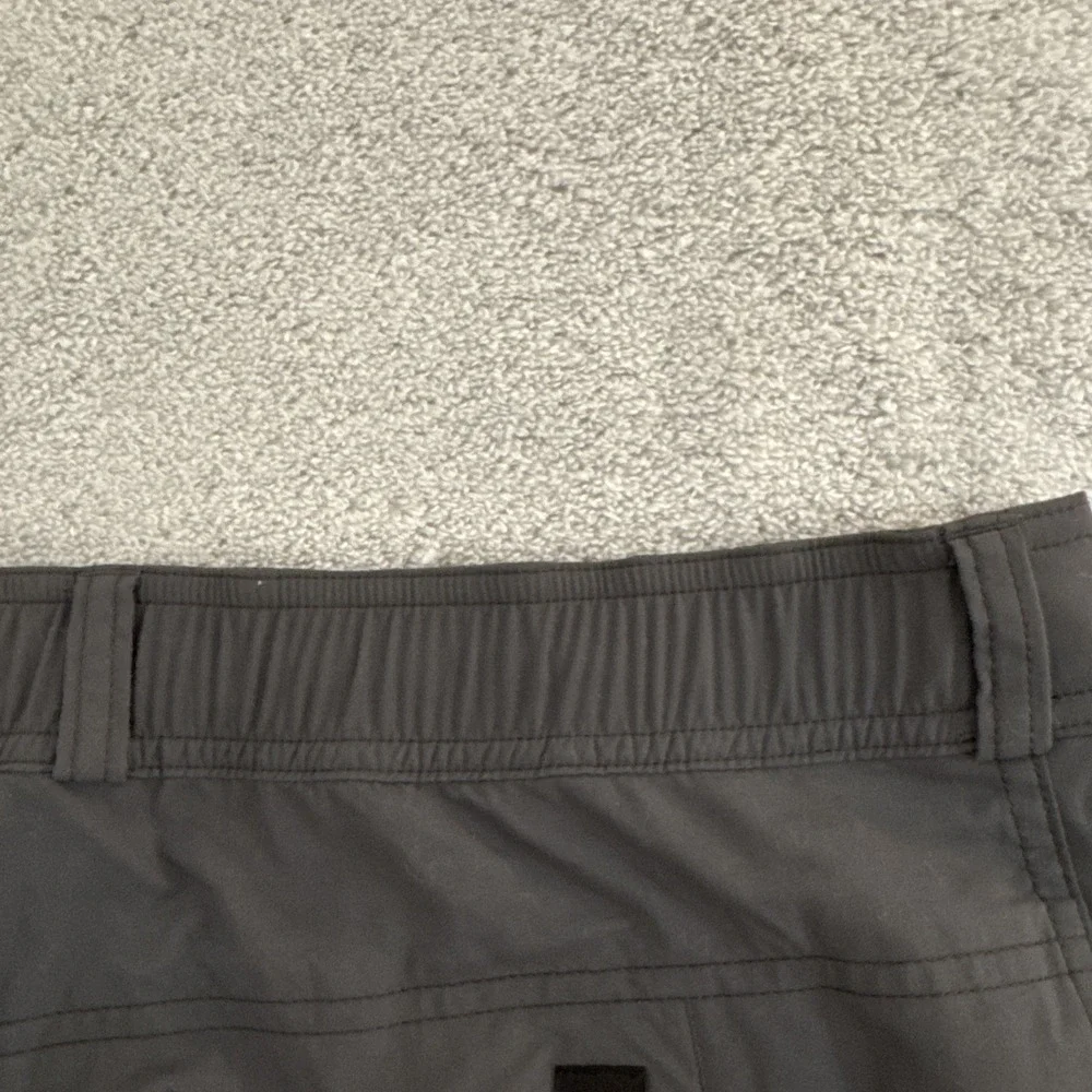 REI Co Op Shorts Mens 40 Gray Hybrid Cargo Performance Outdoor NWT